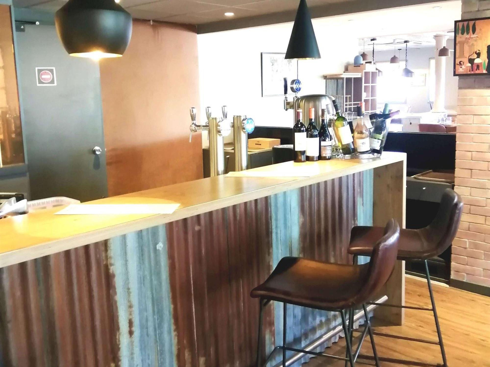 Ibis Poitiers Sud Hotel Kültér fotó