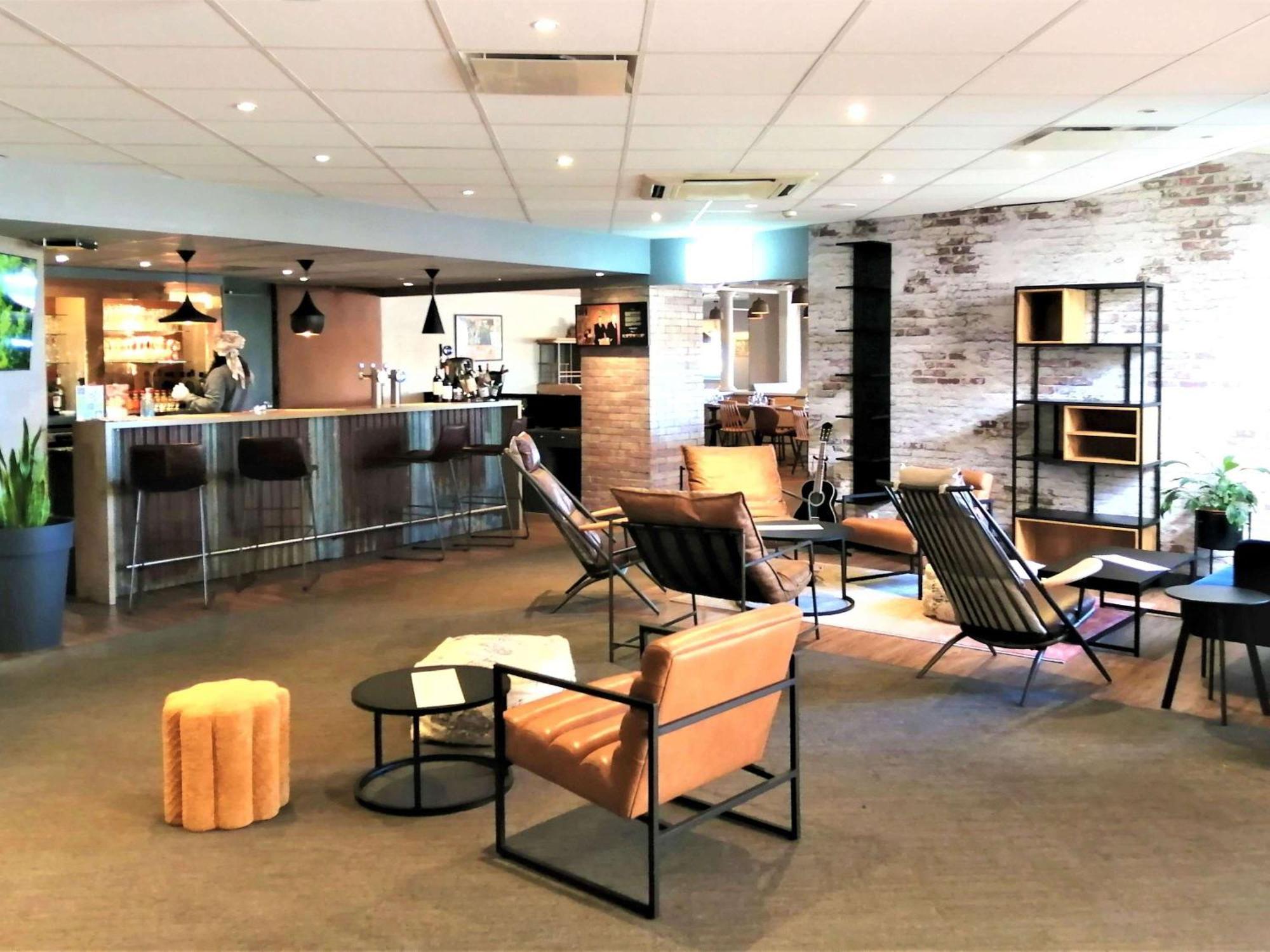 Ibis Poitiers Sud Hotel Kültér fotó